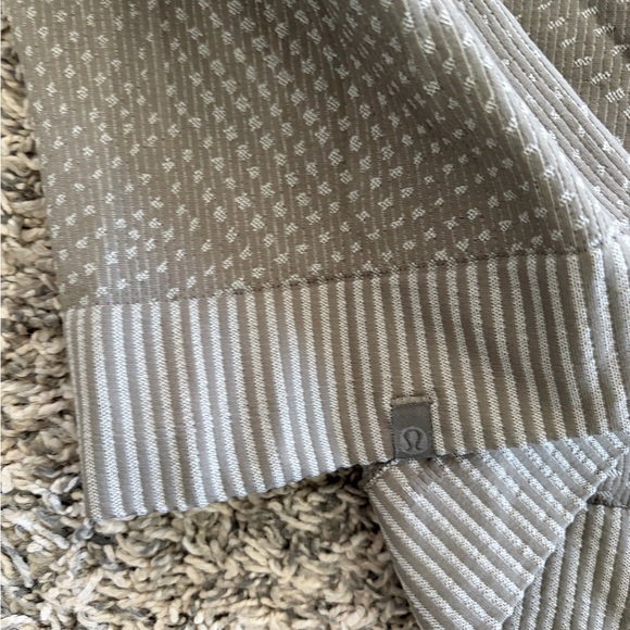 lululemon athletica Quarter-Zip Long Sleeve Top - Picture 4 of 4
